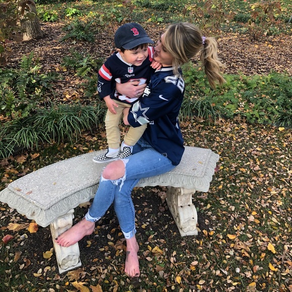 Meet your Posher, Laura - Picture 3 of 4